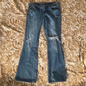 🦅 American Eagle 🦅 flare jeans